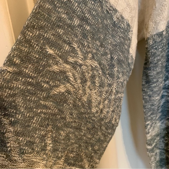 Made in Canada vintage Dad oversized knit sweater - Picture 2 of 8